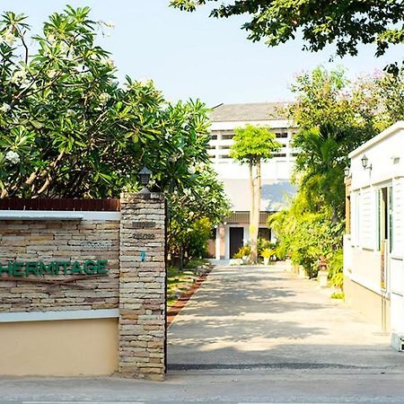 The Hermitage Pattaya Exterior photo